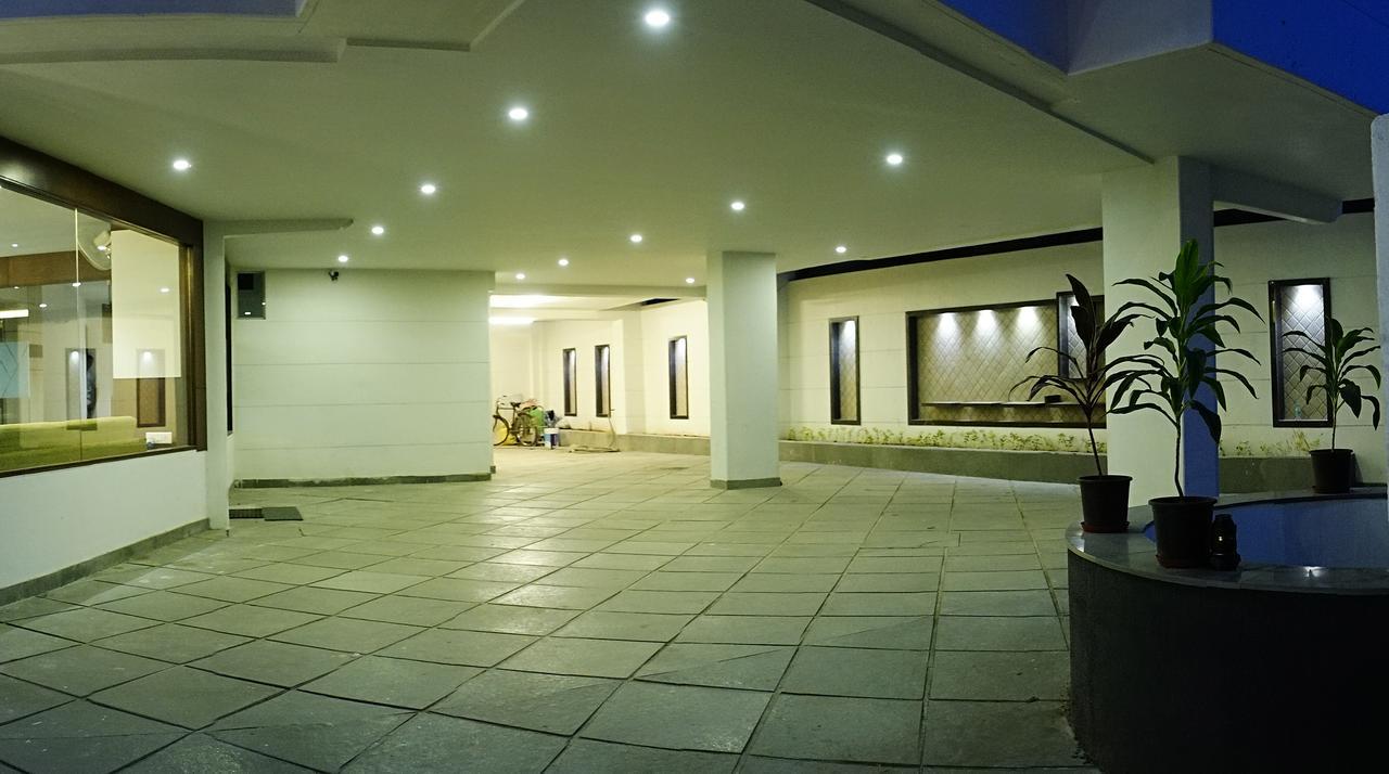 Fabhotel Prime Sky Light Vadodara Zewnętrze zdjęcie